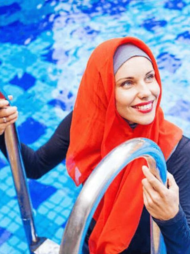 France me Muslim woman Swimming Suit Burkini par ban lgaya hai to yeh burkini kya hai